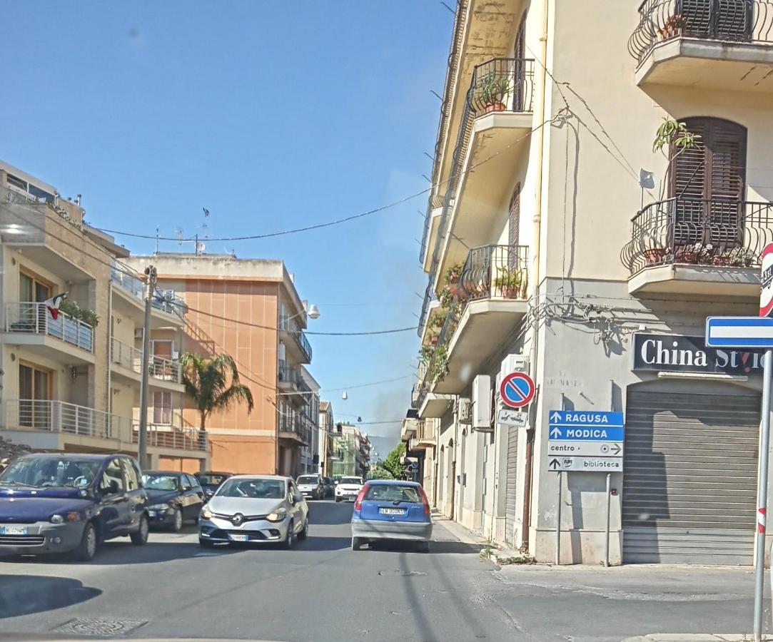 Appartamento Casa di Elena - Centro Storico Scicli Esterno foto